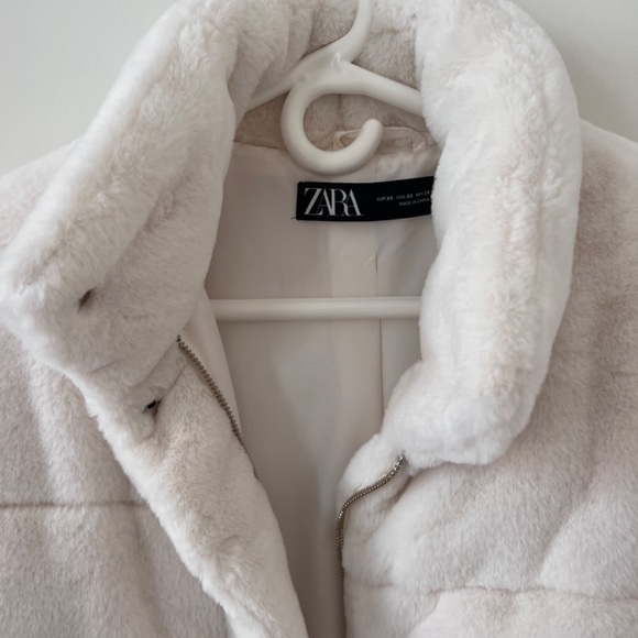 Zara Puff Jacket - Picture 4 of 4